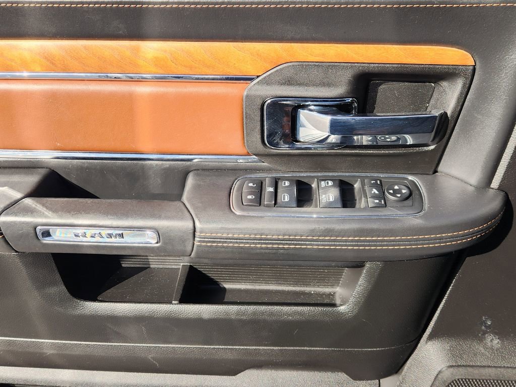 Used 2018 RAM 3500 Laramie Longhorn image 28