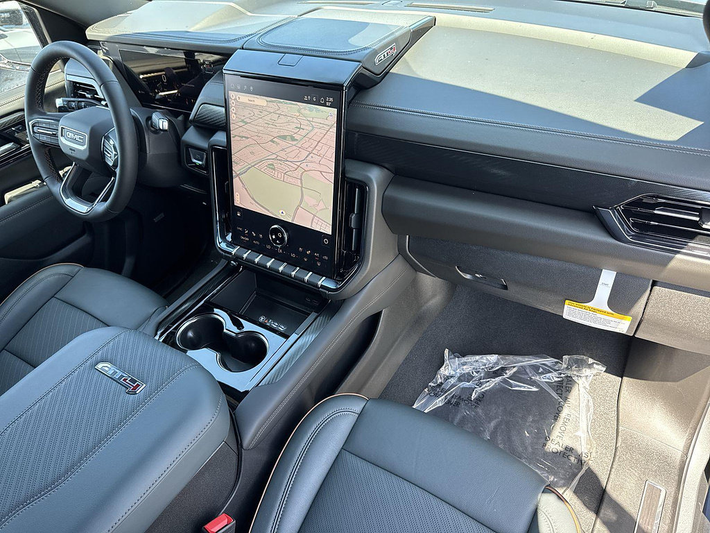 New 2026 GMC Yukon AT4 w/ AT4 Premium Package AWD/4WD image 30