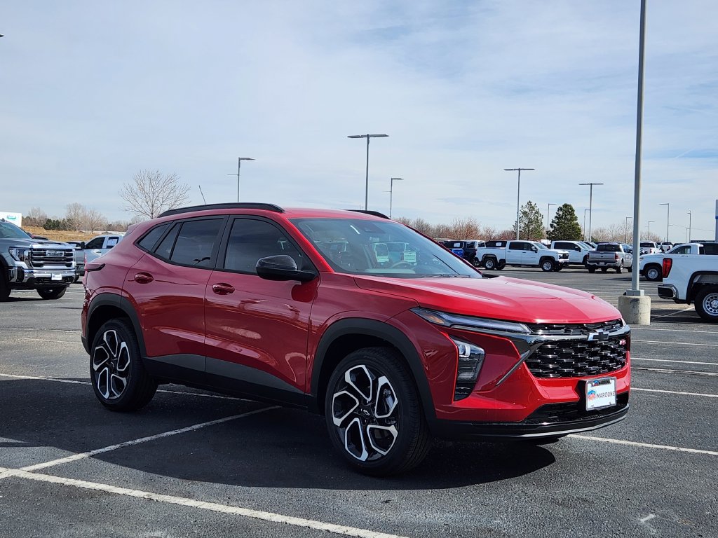 New 2026 Chevrolet Trax RS w/ Driver Confidence Package FWD image 4