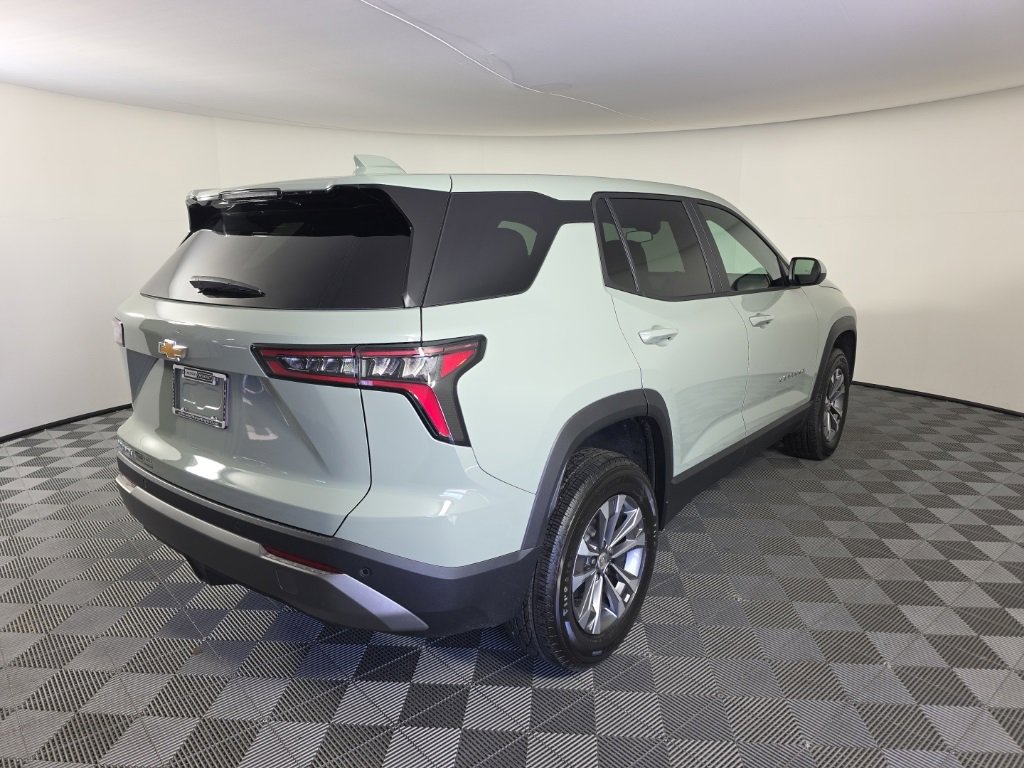 New 2026 Chevrolet Equinox LT image 5