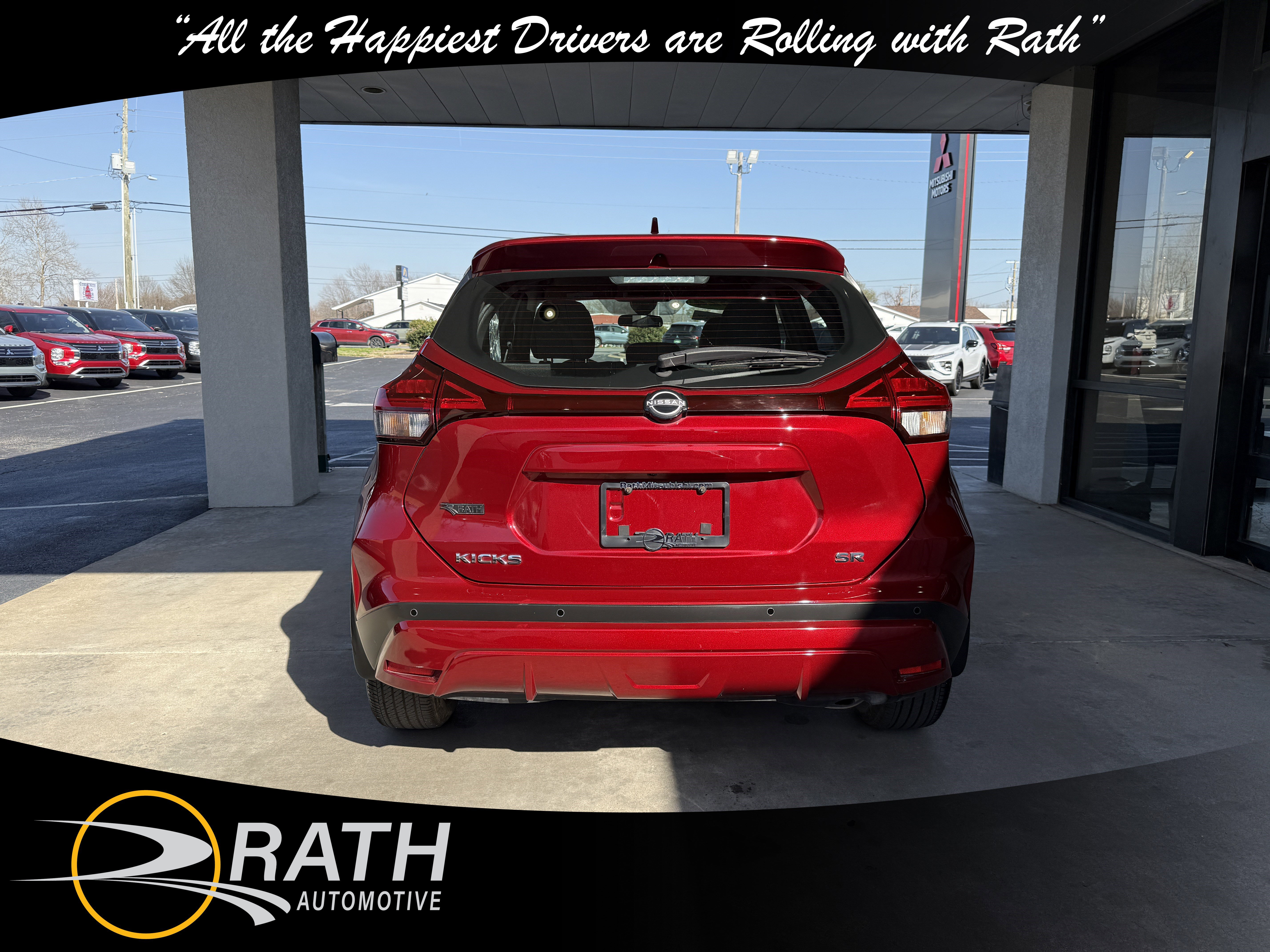 Used 2024 Nissan Kicks SR image 8