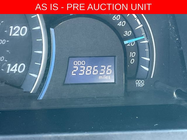 Used 2012 Toyota Camry LE FWD image 10