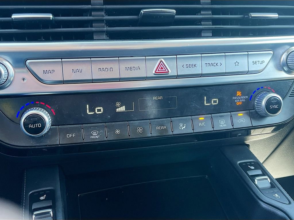 Used 2022 Kia Telluride EX image 16