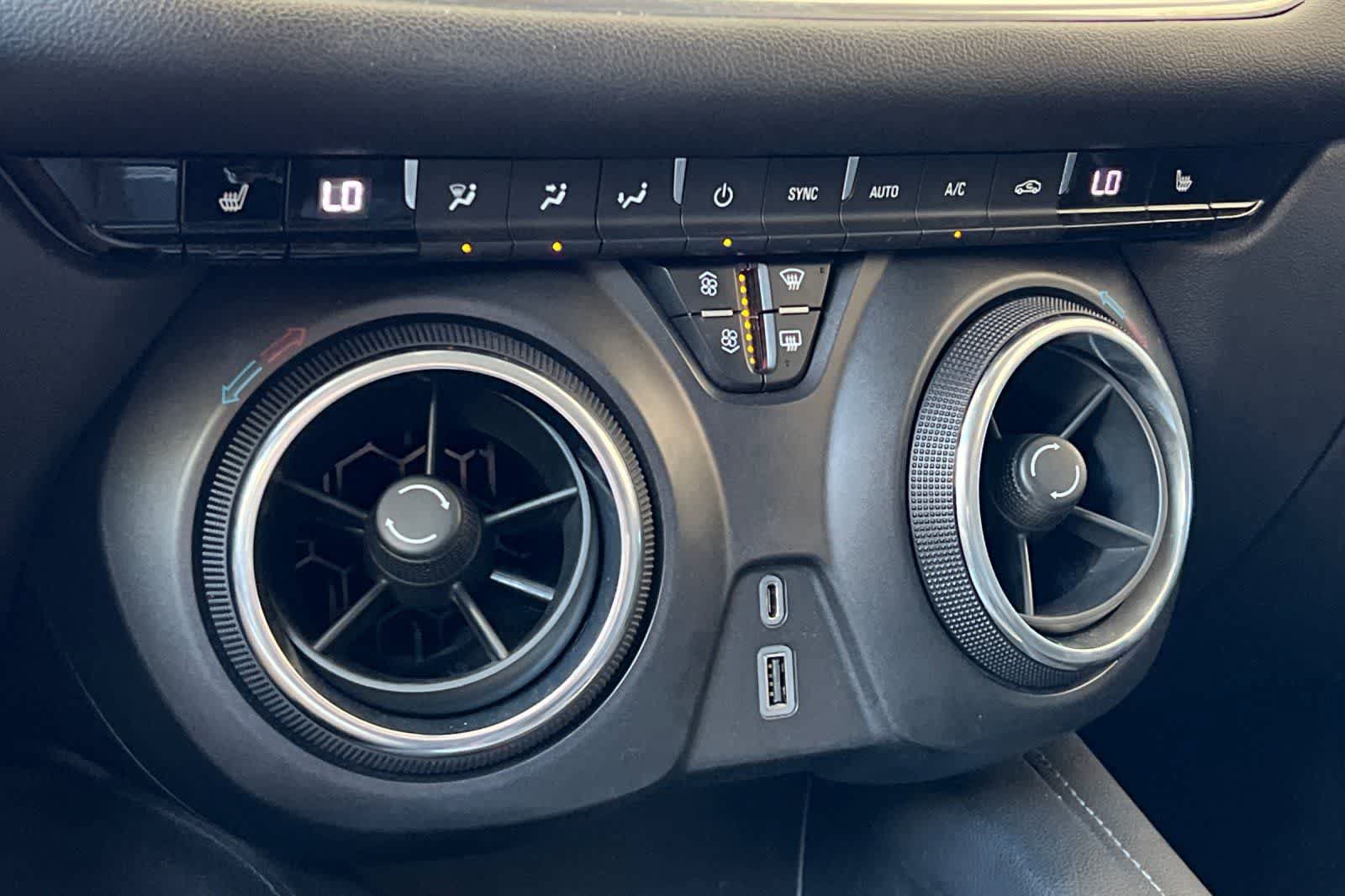 Used 2019 Chevrolet Blazer LT AWD/4WD image 22