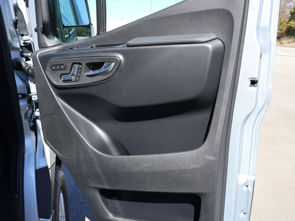 New 2026 Mercedes-Benz Sprinter 2500 image 15