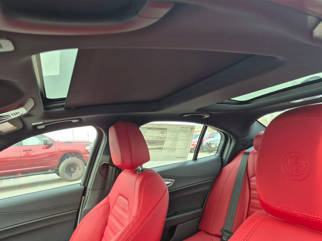 New 2025 Alfa Romeo Giulia w/ Driving Assist Package image 14