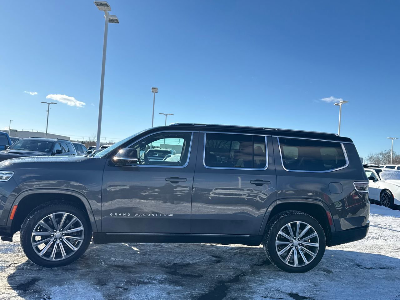 Used 2024 Jeep Grand Wagoneer Series II w/ Convenience Group III image 6