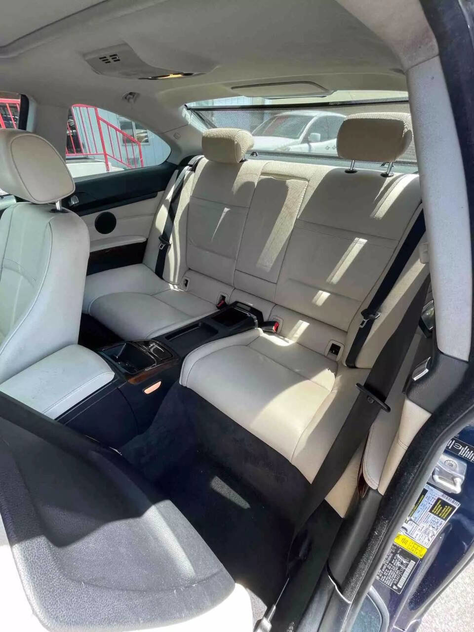 Used 2011 BMW 335i xDrive Coupe image 17