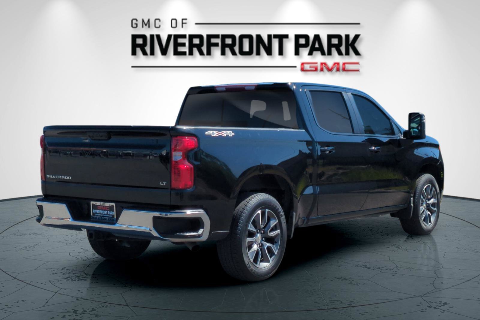 Used 2023 Chevrolet Silverado 1500 LT w/ All Star Edition Plus AWD/4WD image 3
