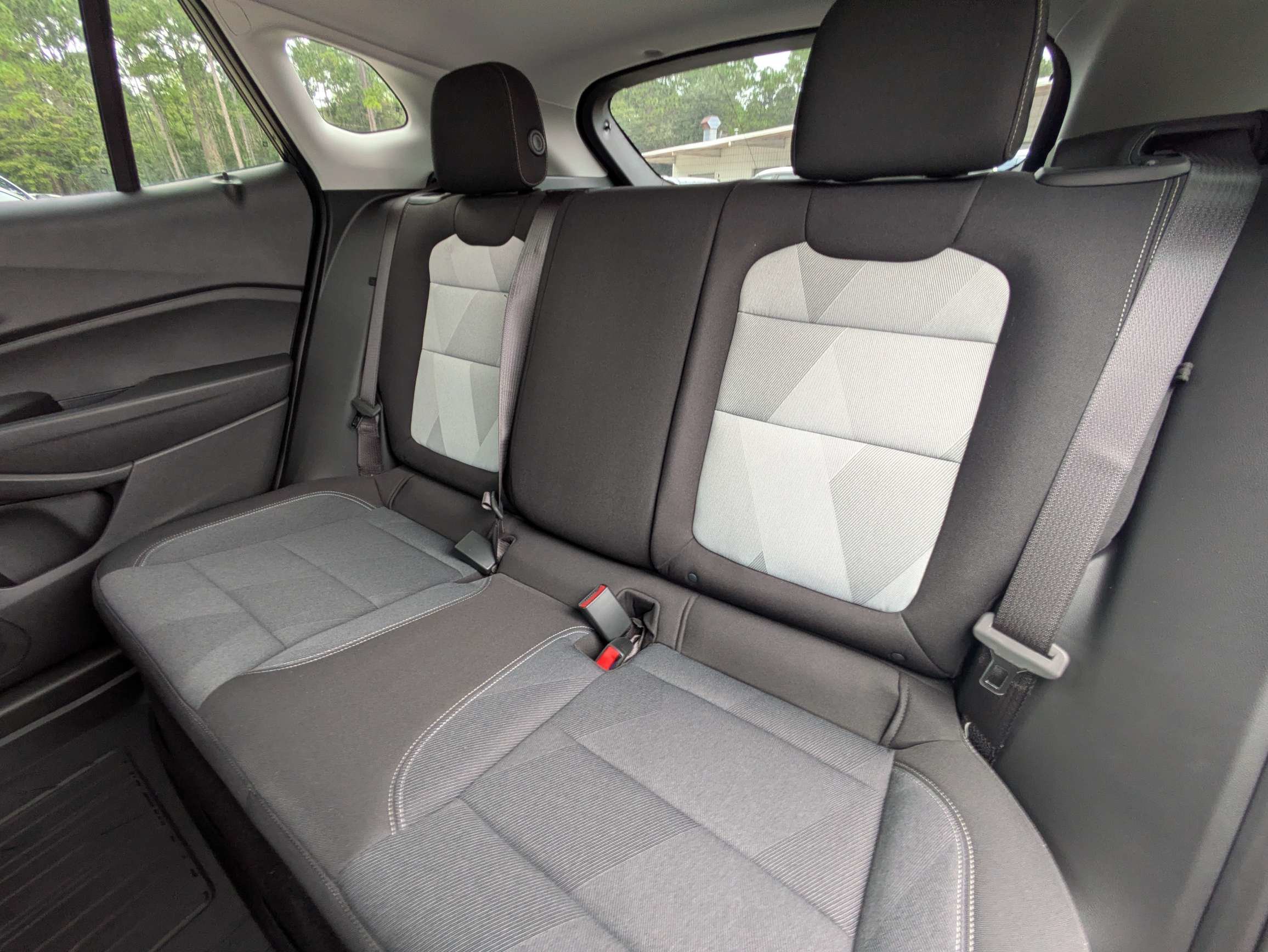 New 2026 Chevrolet Trax LS w/ LS Convenience Package FWD image 8