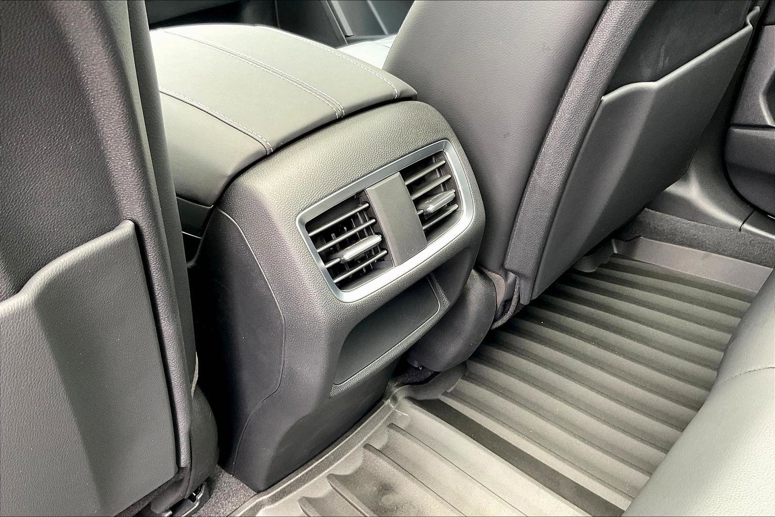 New 2025 Acura RDX SH-AWD image 31