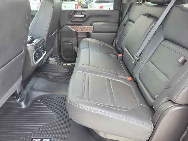Used 2022 GMC Sierra 3500 Denali w/ Denali Ultimate Package image 11