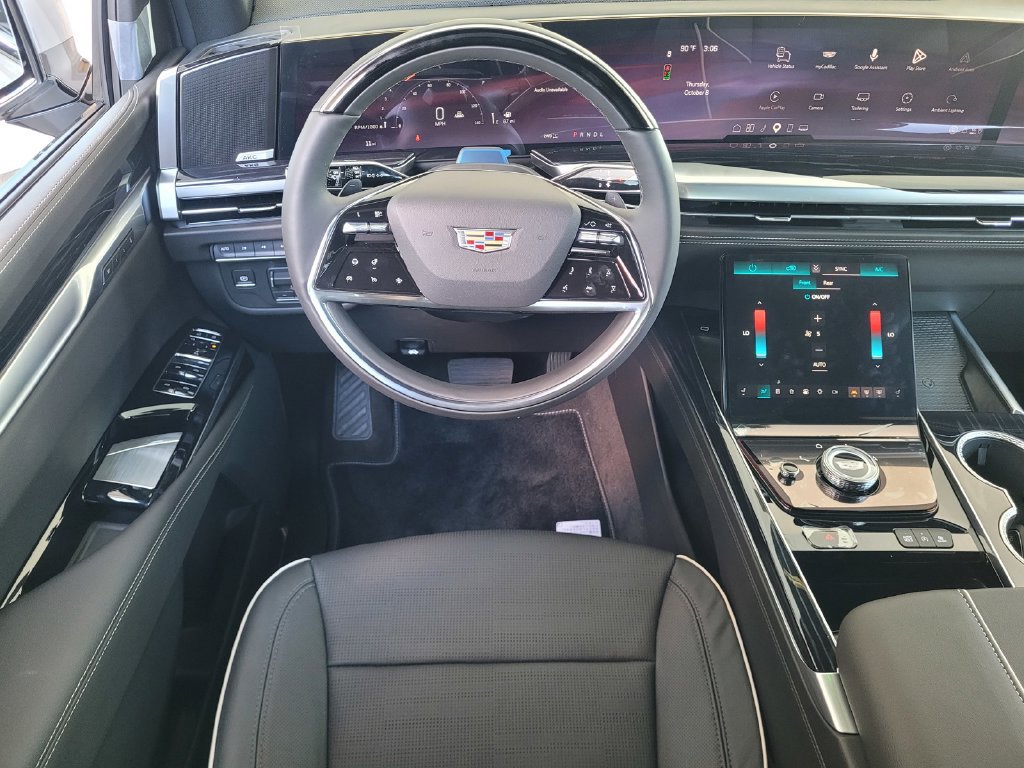 New 2026 Cadillac Escalade Sport w/ LPO, ONYX Package AWD/4WD image 9