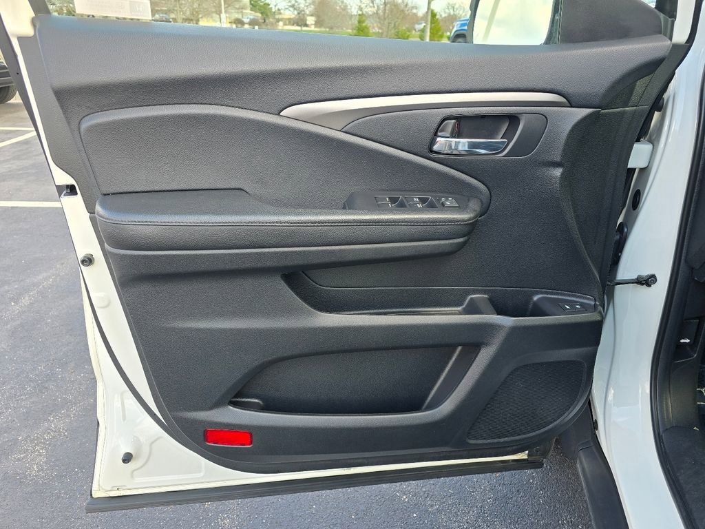 Used 2018 Honda Pilot EX-L image 12