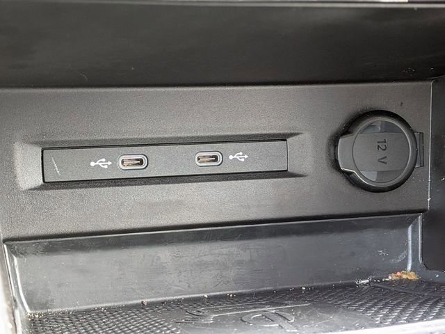 Certified 2023 Volkswagen Taos SE image 14