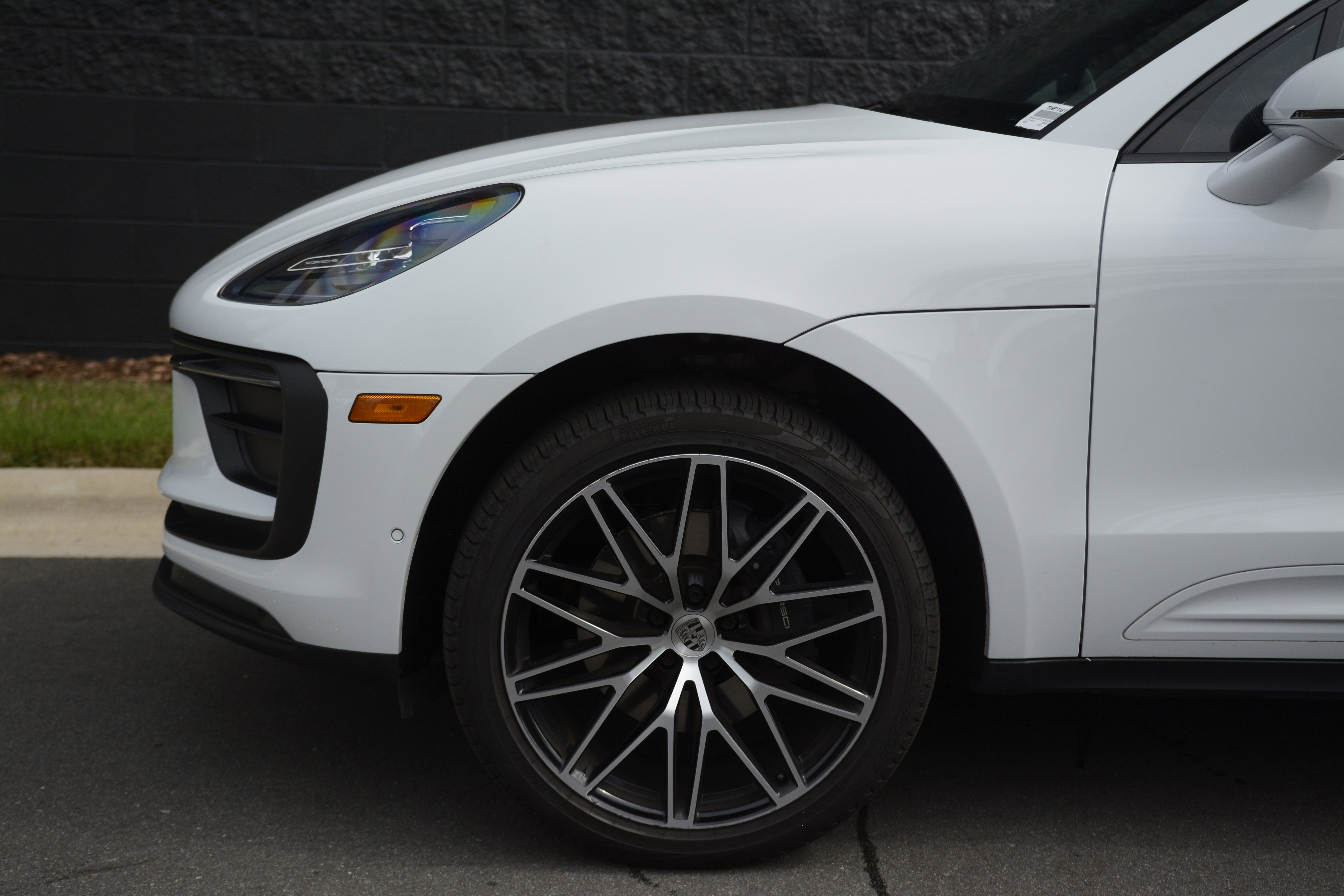 Certified 2026 Porsche Macan AWD/4WD image 38