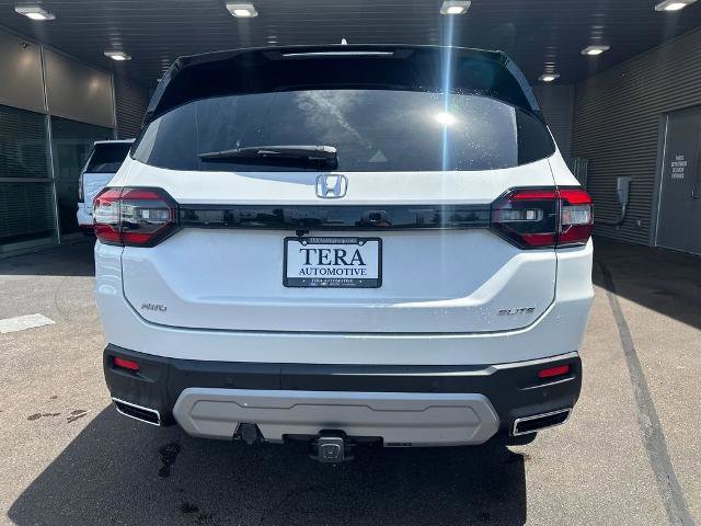 Used 2024 Honda Pilot Elite image 3