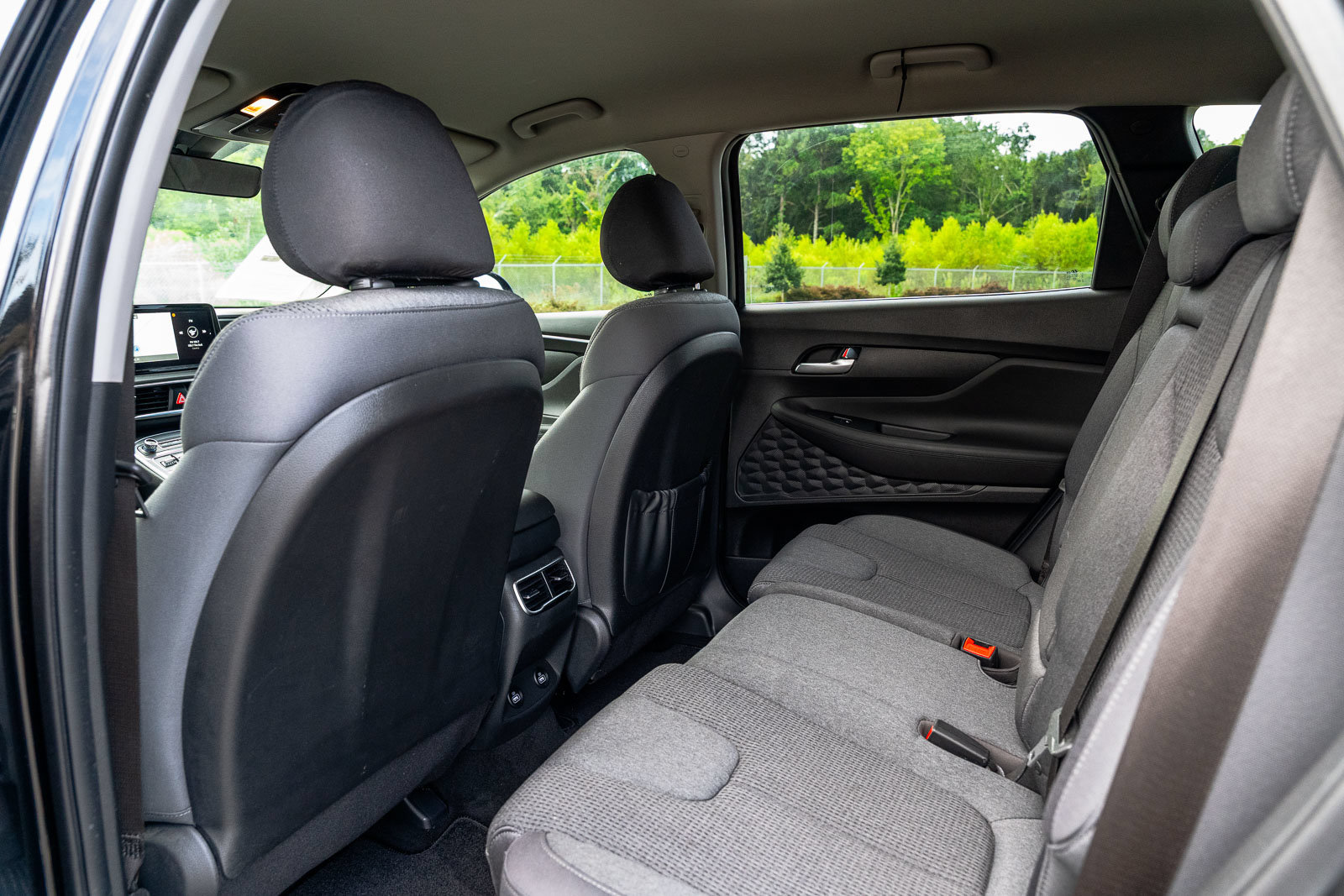 Used 2023 Hyundai Santa Fe SEL FWD image 15
