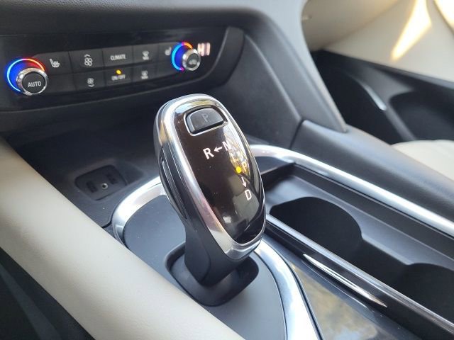 Used 2019 Buick Enclave Essence image 24