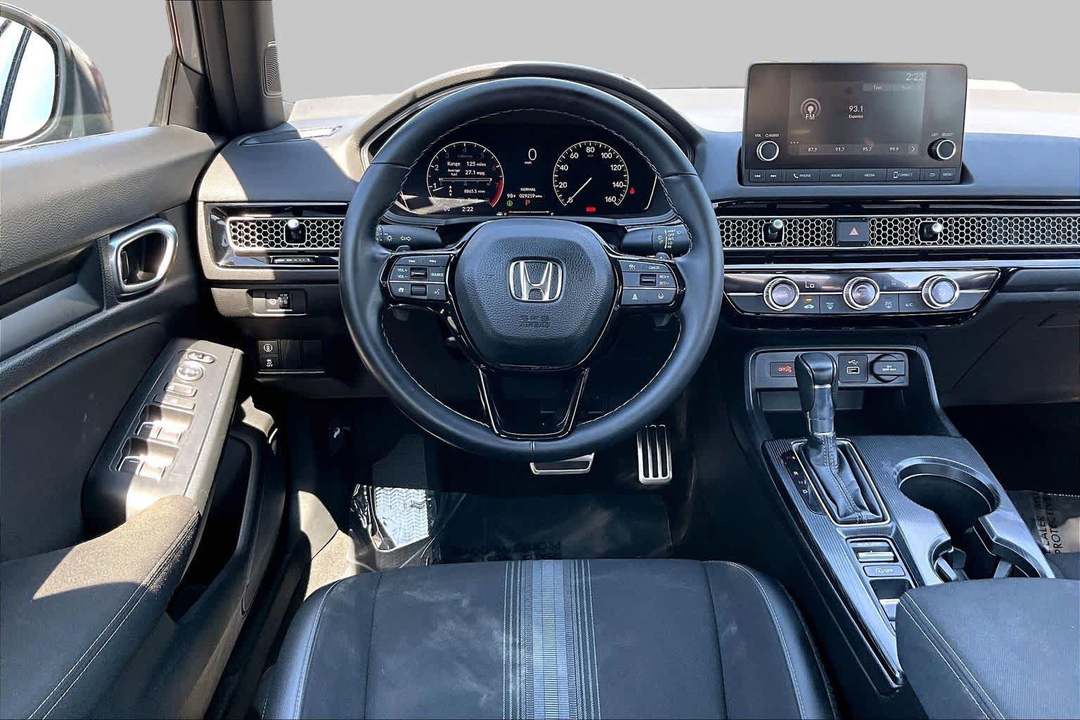 Used 2023 Honda Civic Sport image 6