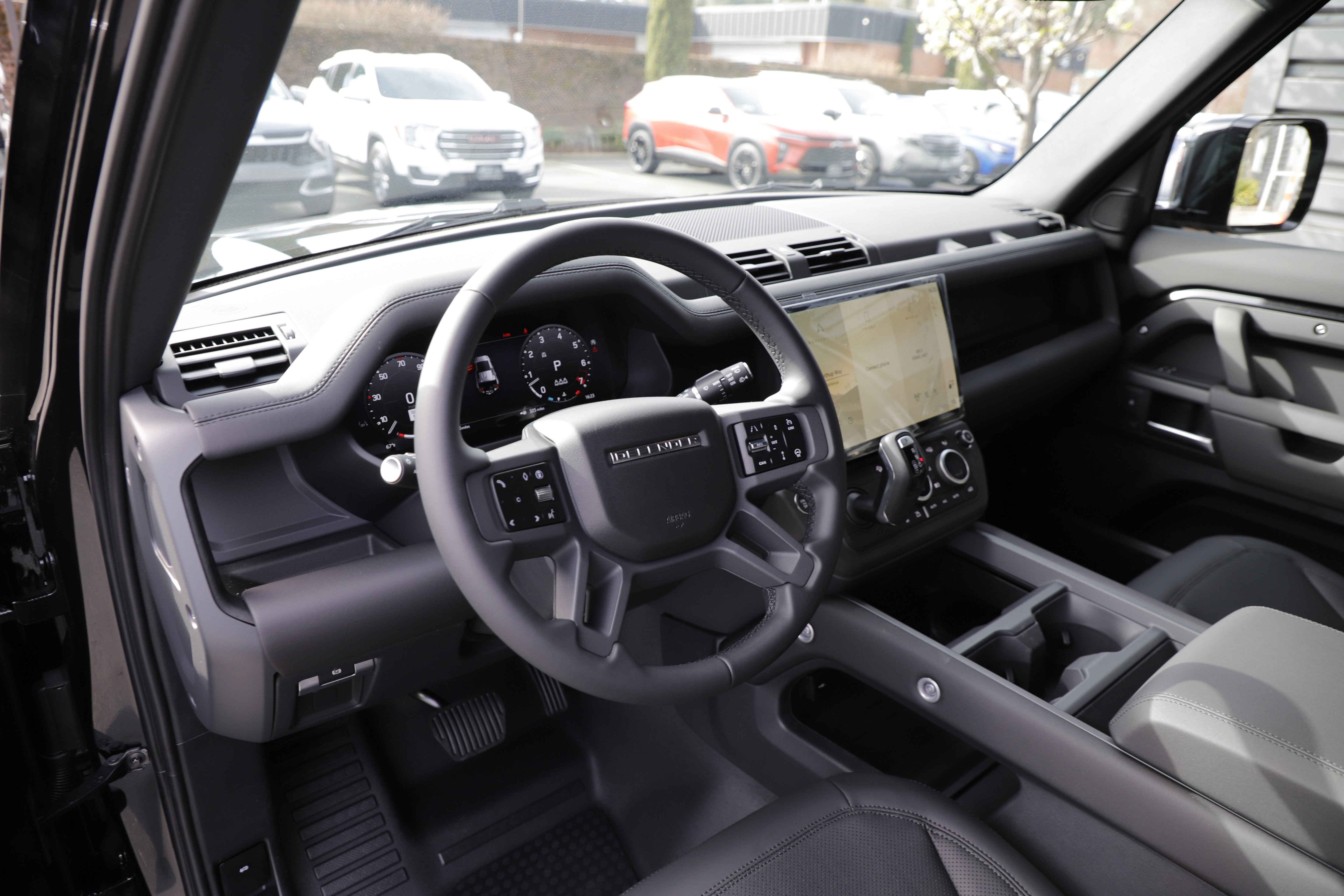 New 2026 Land Rover Defender 110 X-Dynamic SE image 18