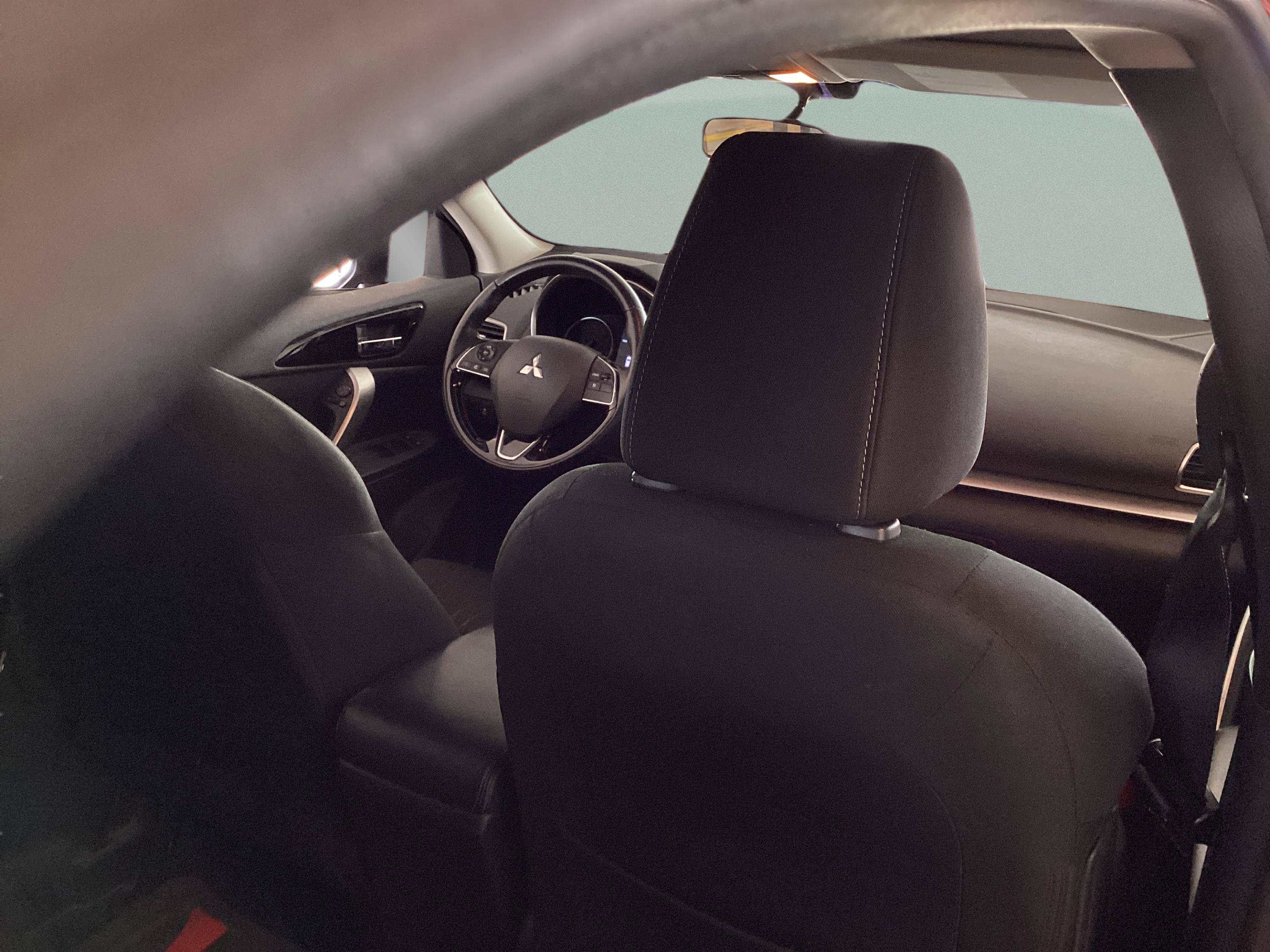 Used 2018 Mitsubishi Eclipse Cross SE AWD/4WD image 29