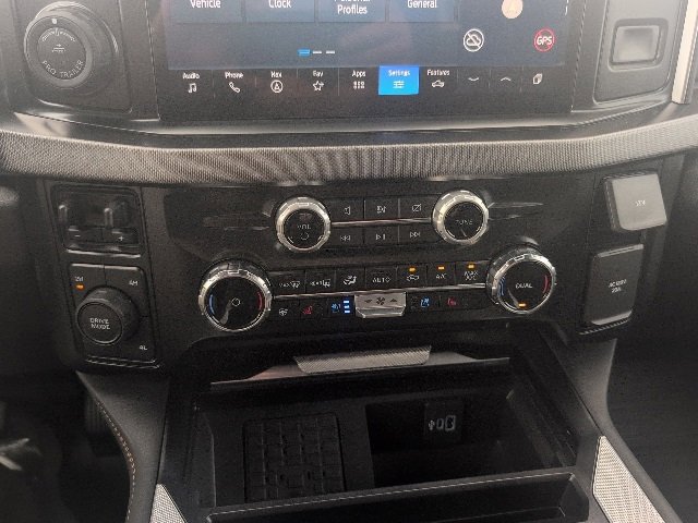 Used 2024 Ford F350 Platinum image 15