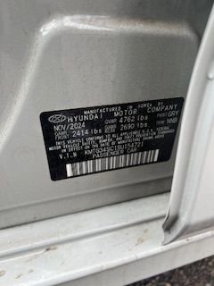 Used 2025 Genesis G70 2.5T image 9