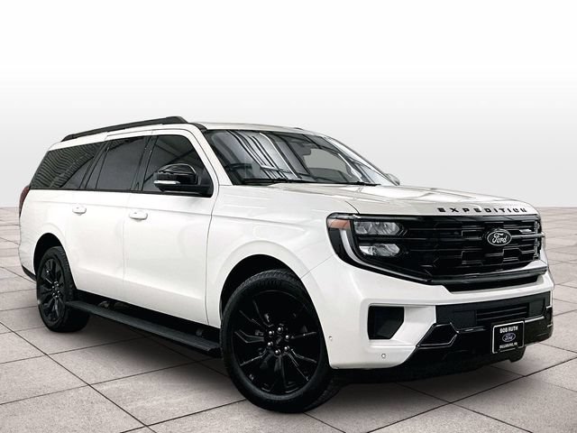 Used 2025 Ford Expedition Max Platinum w/ Stealth Appearance Package AWD/4WD image 2