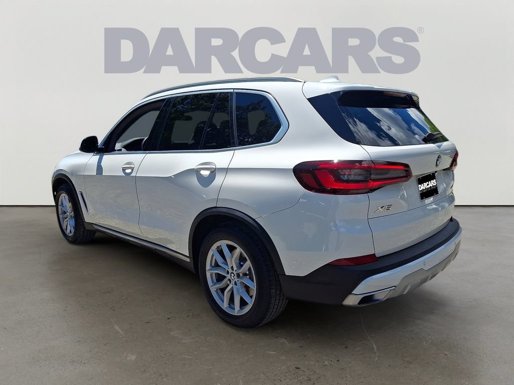 Used 2022 BMW X5 xDrive40i AWD/4WD image 4