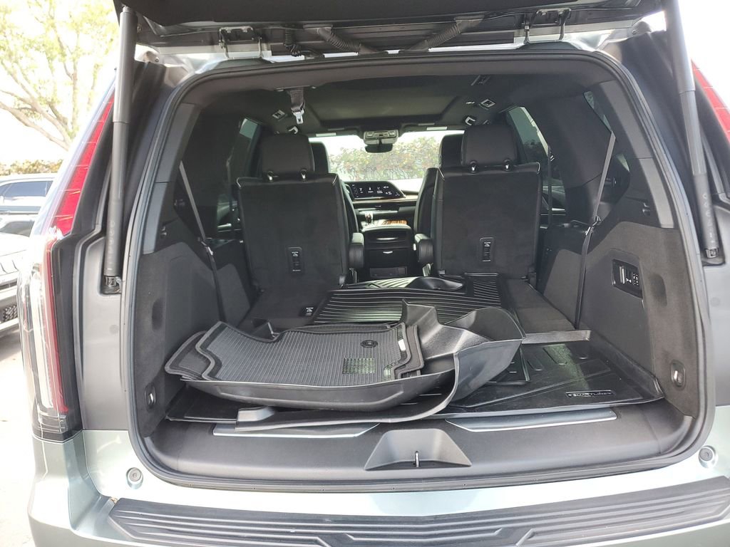 Certified 2023 Cadillac Escalade Premium Luxury image 25