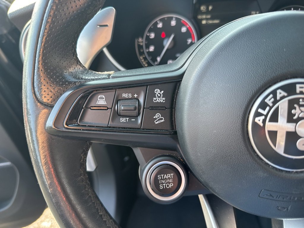 Used 2022 Alfa Romeo Stelvio Veloce image 30