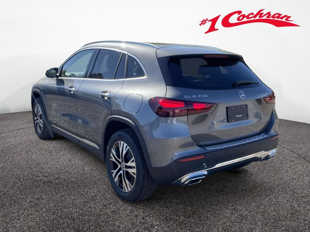 New 2026 Mercedes-Benz GLA 250 4MATIC image 9