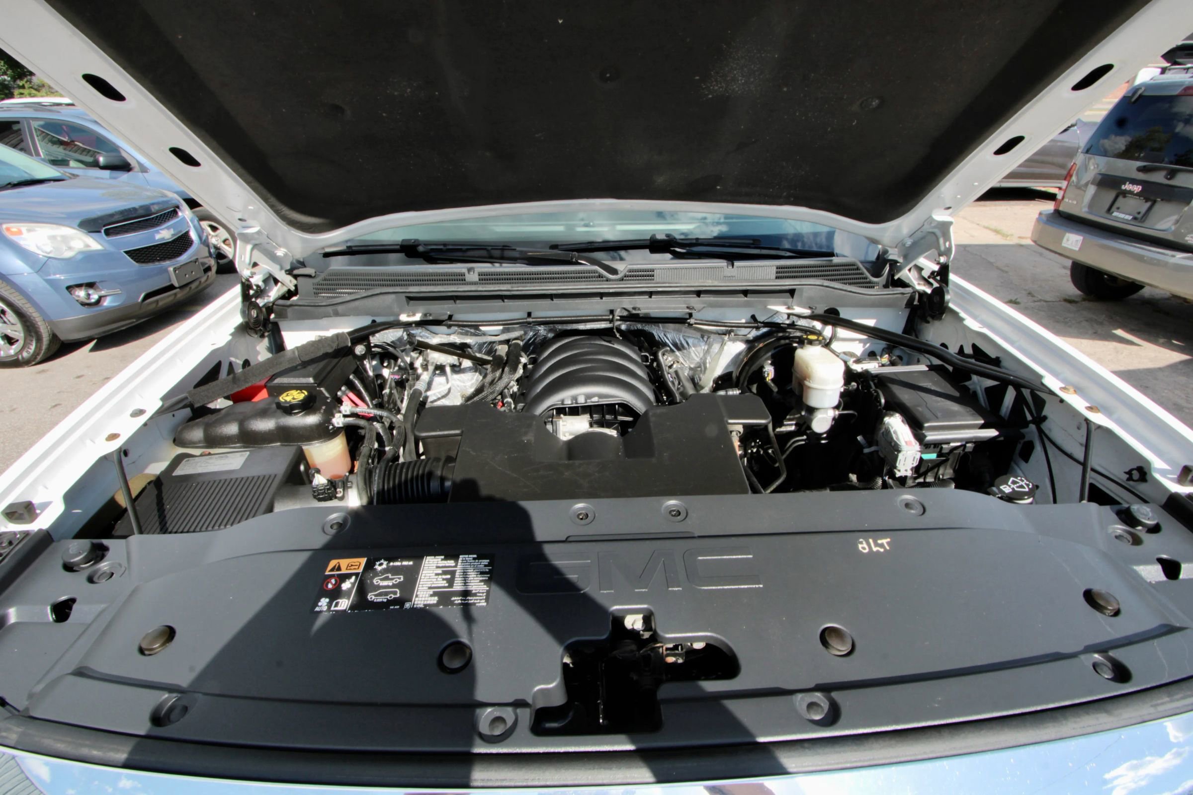 Used 2015 GMC Sierra 1500 4x4 Crew Cab image 11