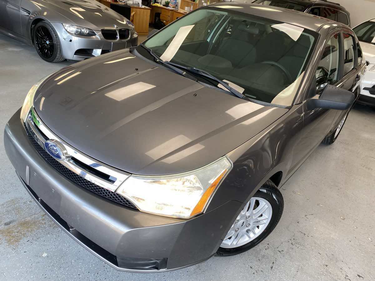 Used 2009 Ford Focus SE FWD image 9