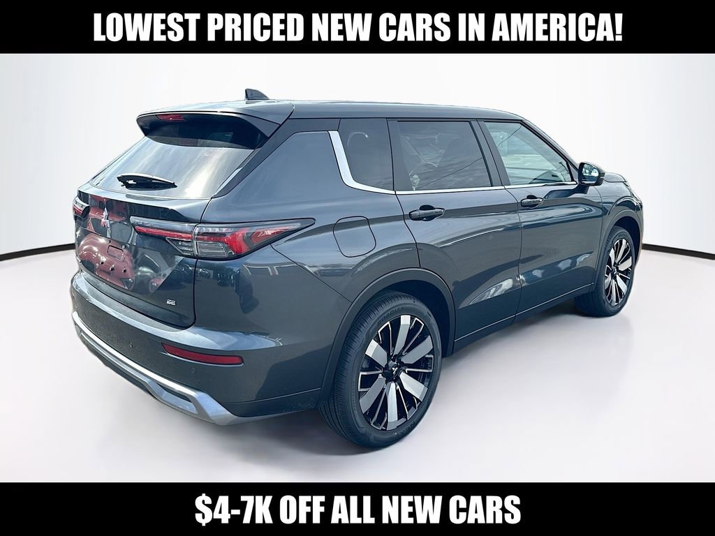 New 2026 Mitsubishi Outlander SE image 7