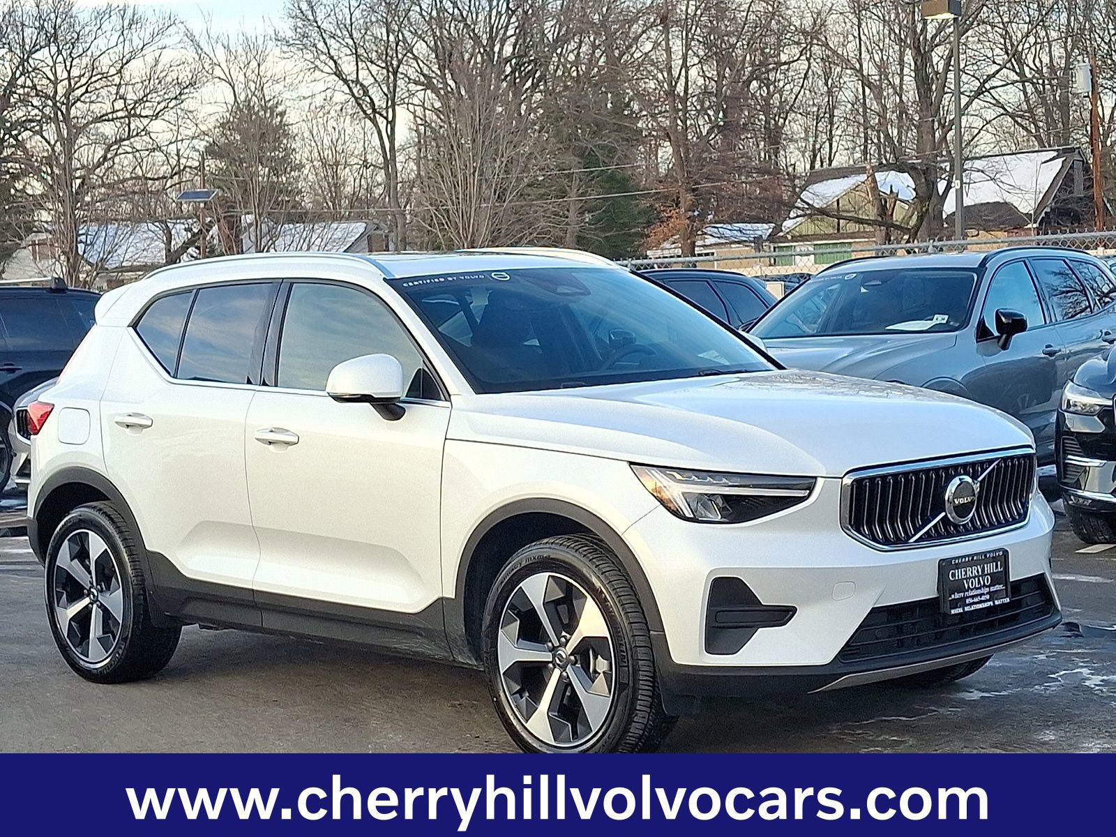 Certified 2025 Volvo XC40 B5 Core w/ Protection Package Premier image 31