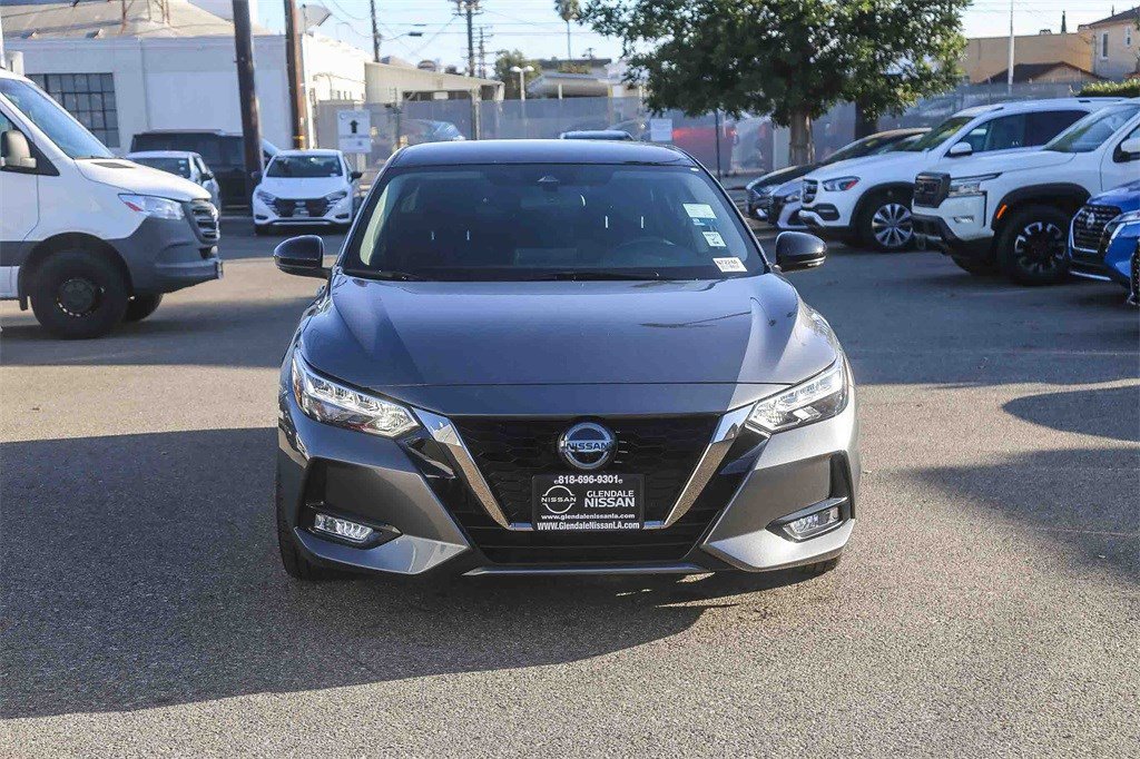 Used 2023 Nissan Sentra SR image 2