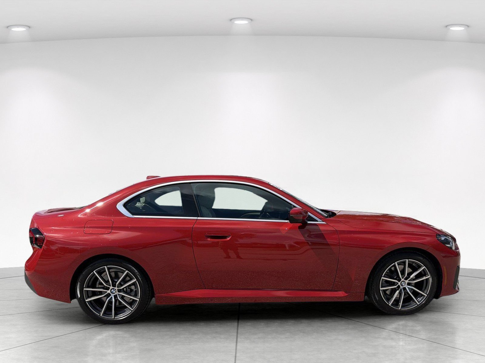 Certified 2024 BMW 230i Coupe w/ Convenience Package RWD image 3