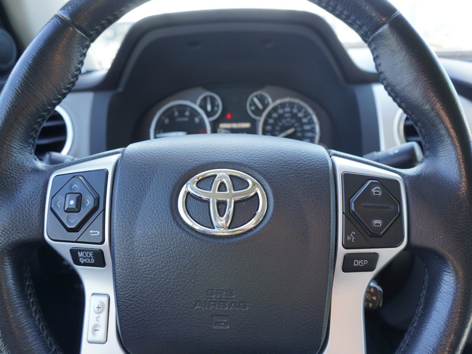 Used 2017 Toyota Tundra Limited image 22