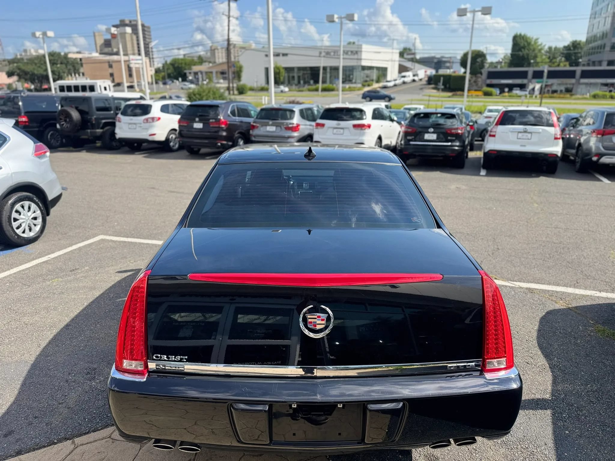 Used 2010 Cadillac DTS FWD image 52