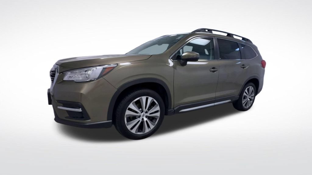 Used 2022 Subaru Ascent Limited w/ Technology Package AWD/4WD image 4