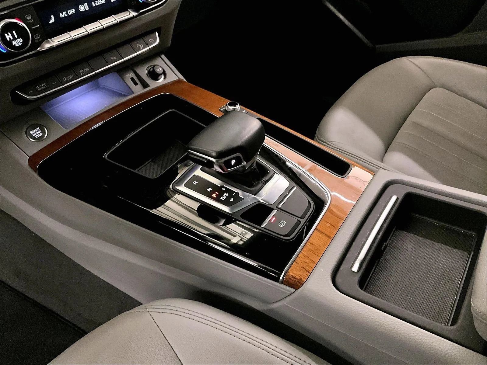 Used 2022 Audi Q5 2.0T Premium image 16