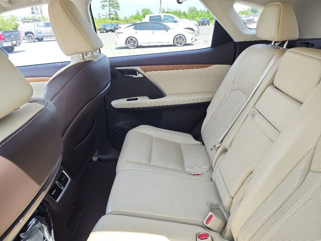 Used 2017 Lexus RX 350 FWD w/ Premium Package image 18