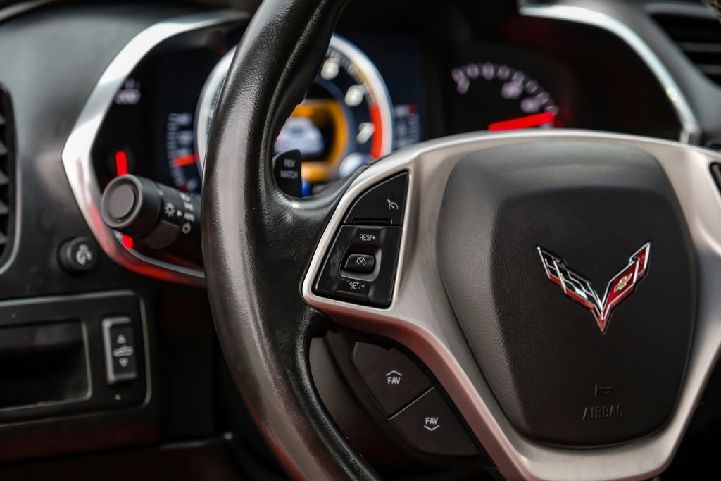 Used 2014 Chevrolet Corvette Stingray Convertible RWD image 18