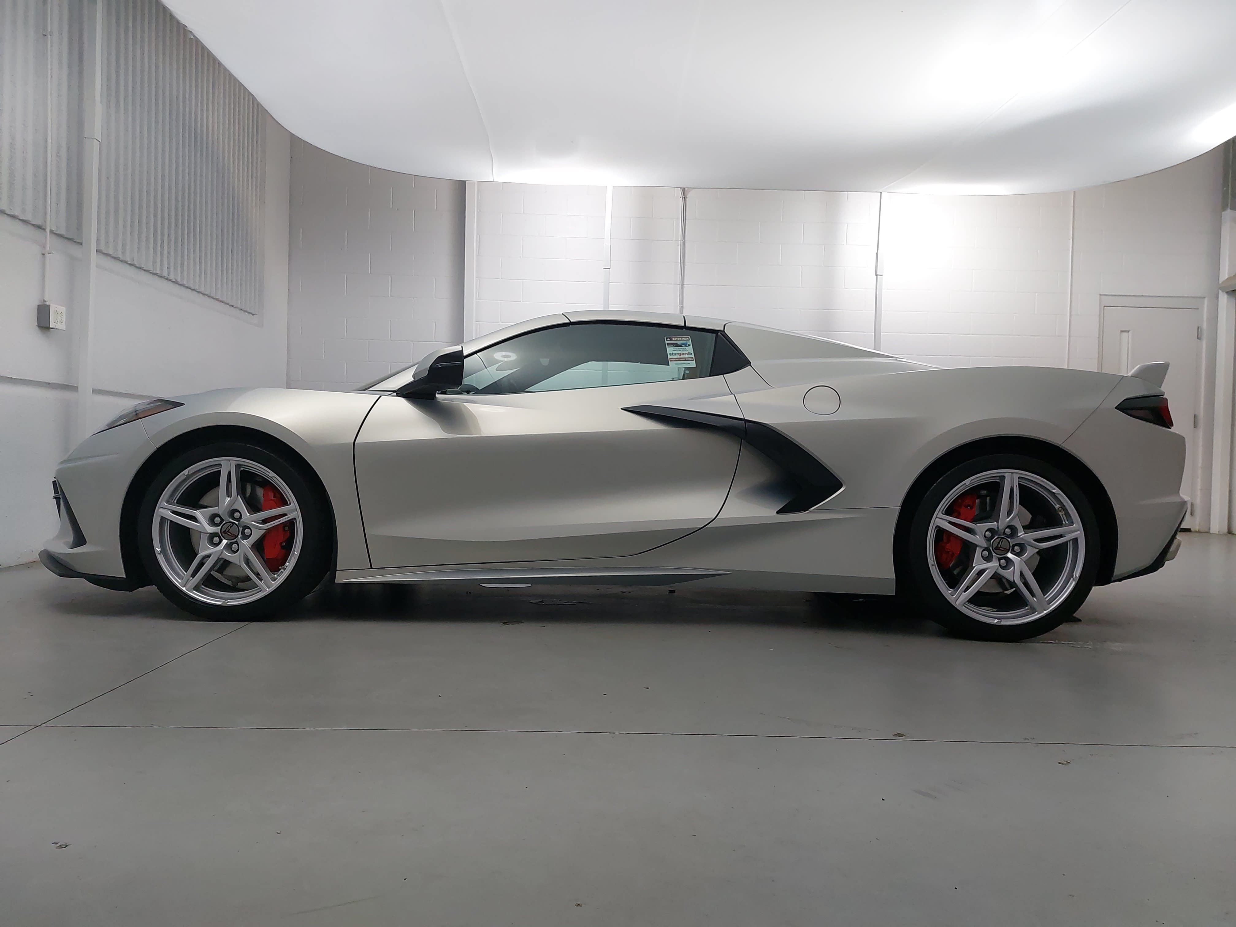 Used 2023 Chevrolet Corvette Stingray Preferred Conv w/ Z51 Performance Package RWD image 2