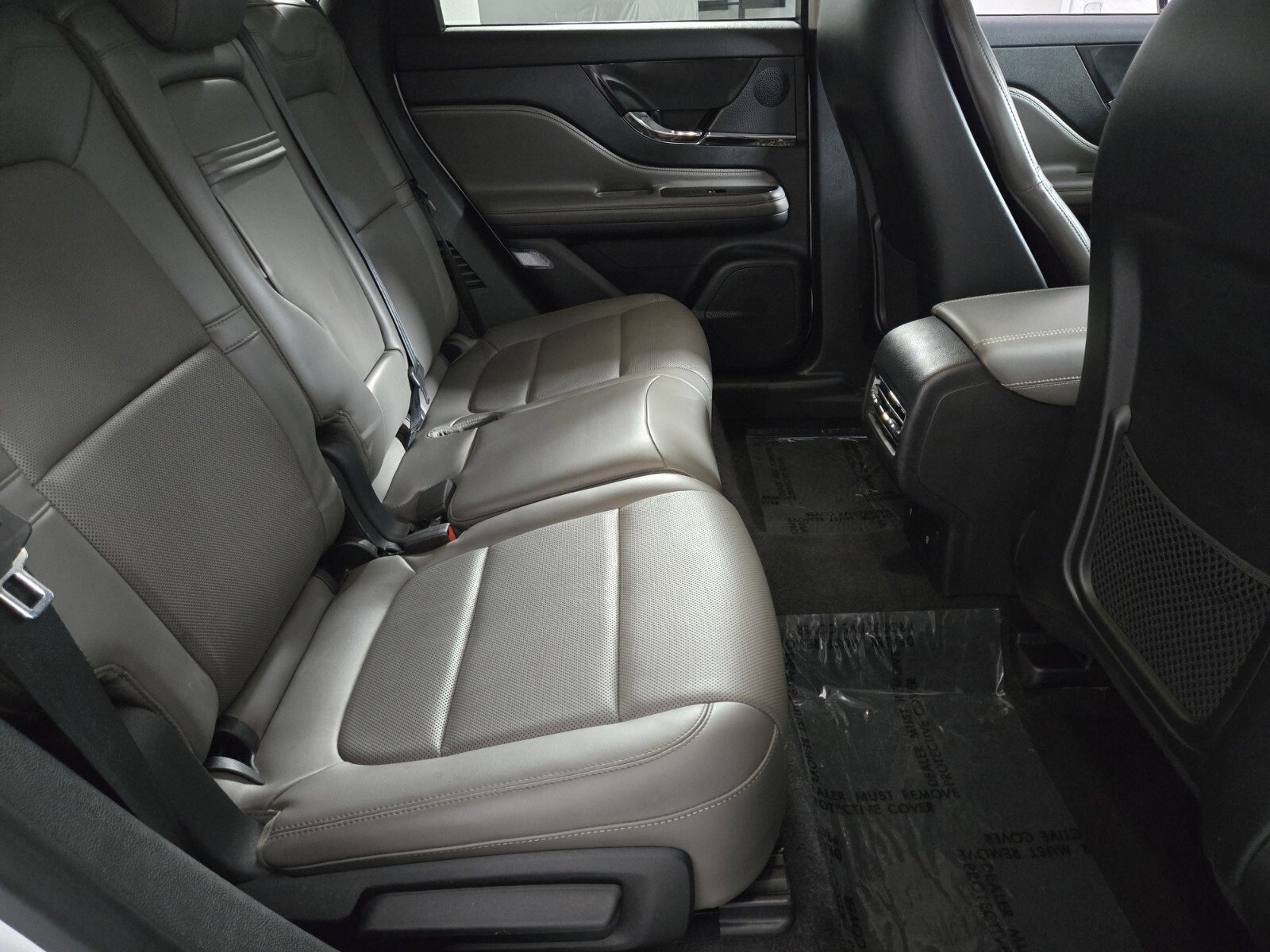 Used 2023 Lincoln Corsair Reserve image 17