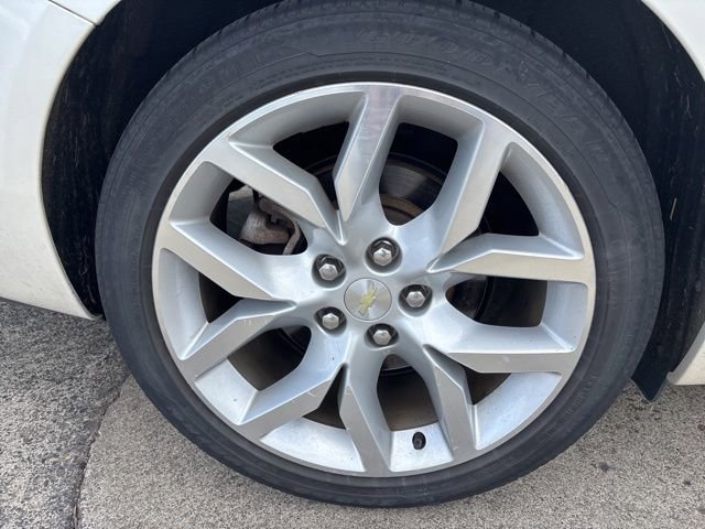 Used 2014 Chevrolet Impala LTZ FWD image 12