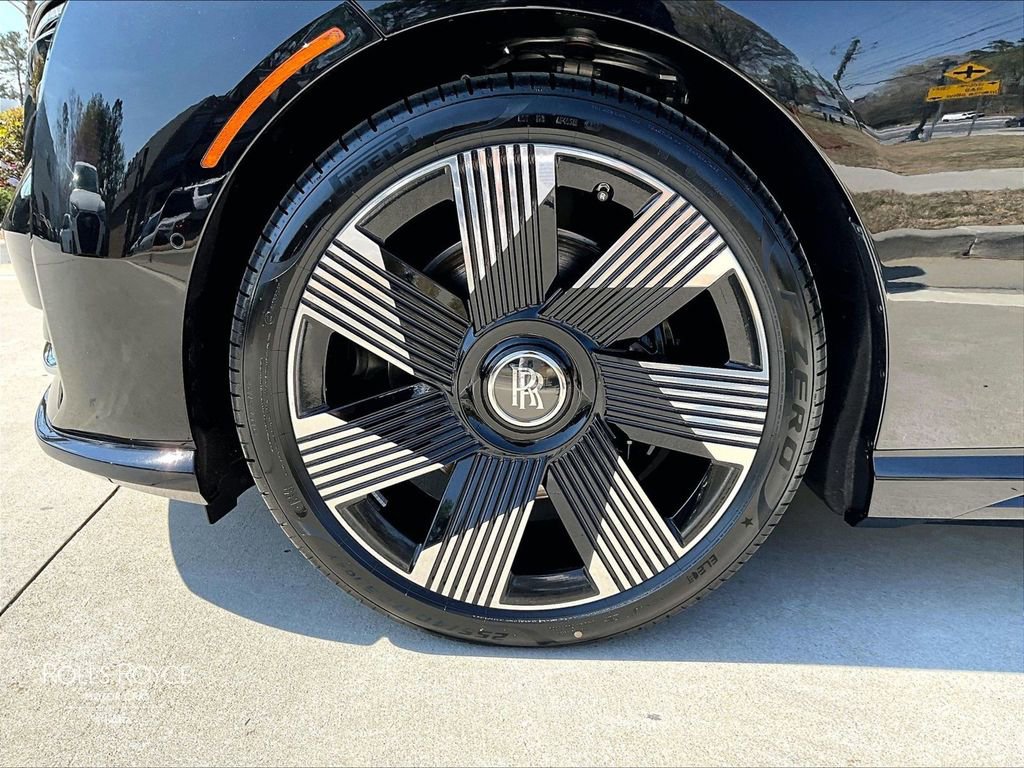 New 2026 Rolls-Royce Spectre image 11