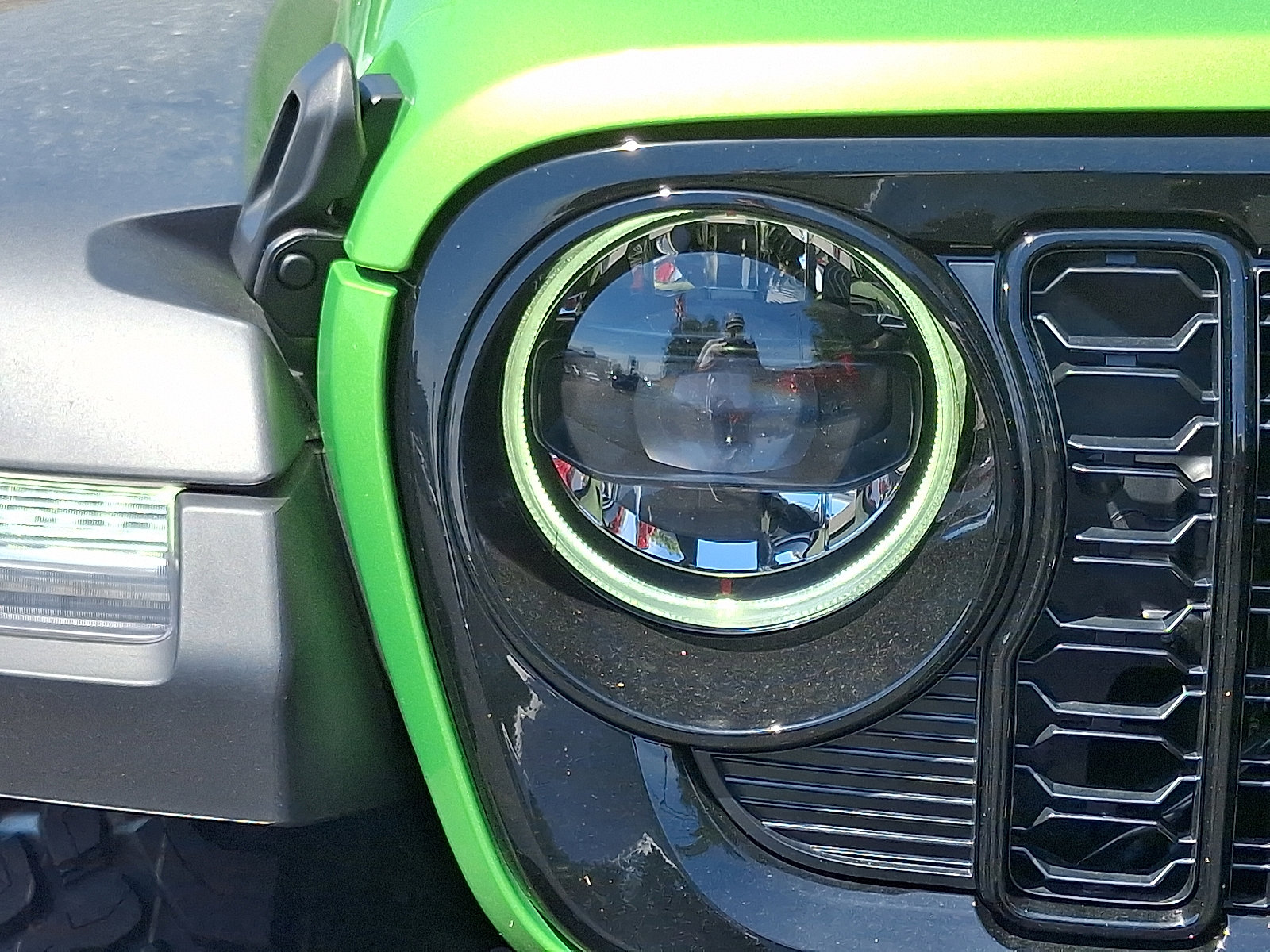 New 2025 Jeep Wrangler Unlimited Sport image 9